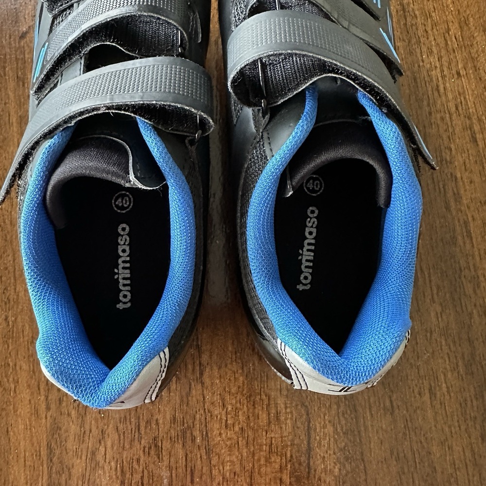 Tommaso Road Cycling Shoes – Size 40 – Black/Blue – 3 Strap Closure - Picture 4 of 8